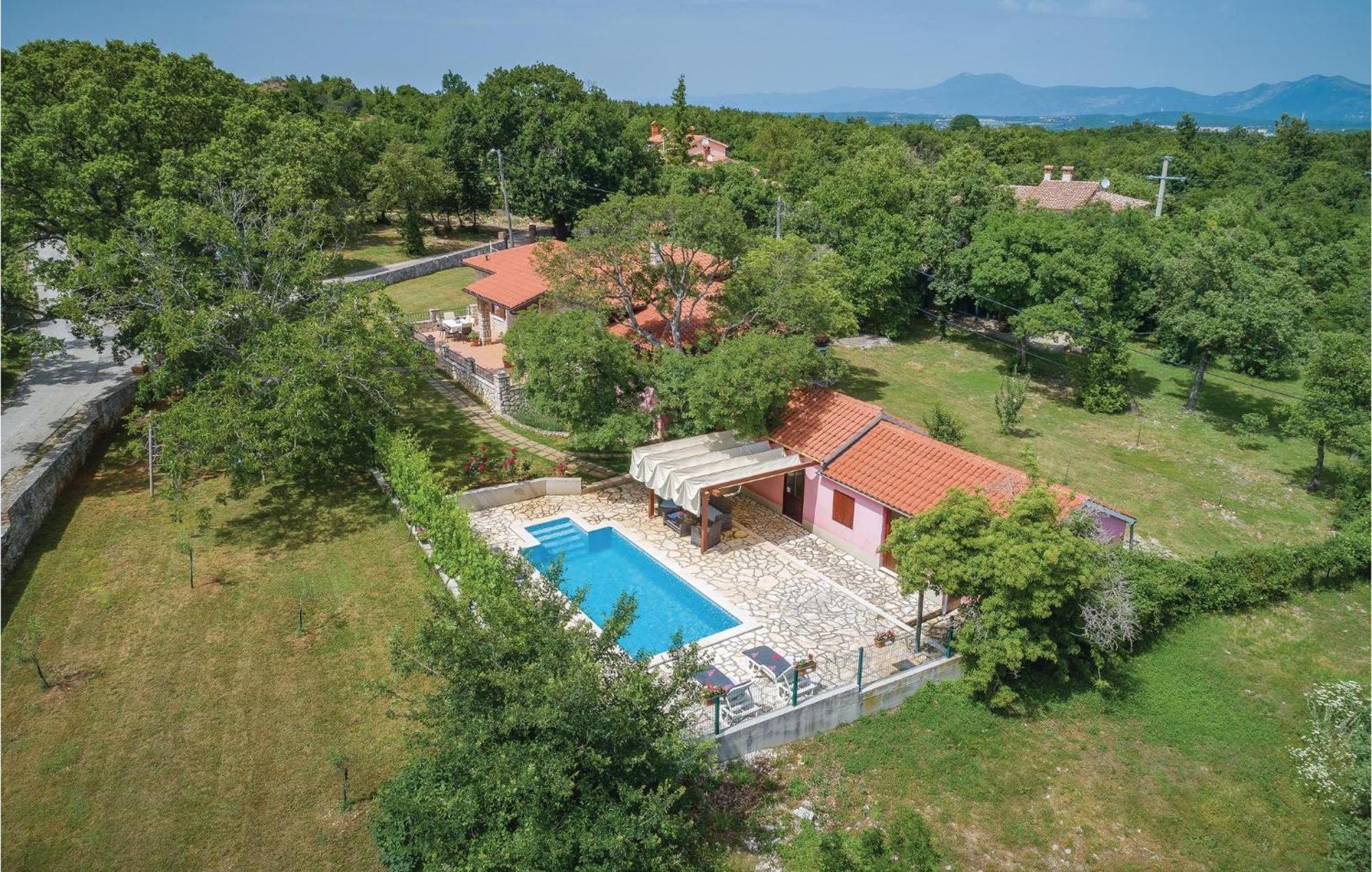 3 Bedroom Nice Home In Breg Raša المظهر الخارجي الصورة